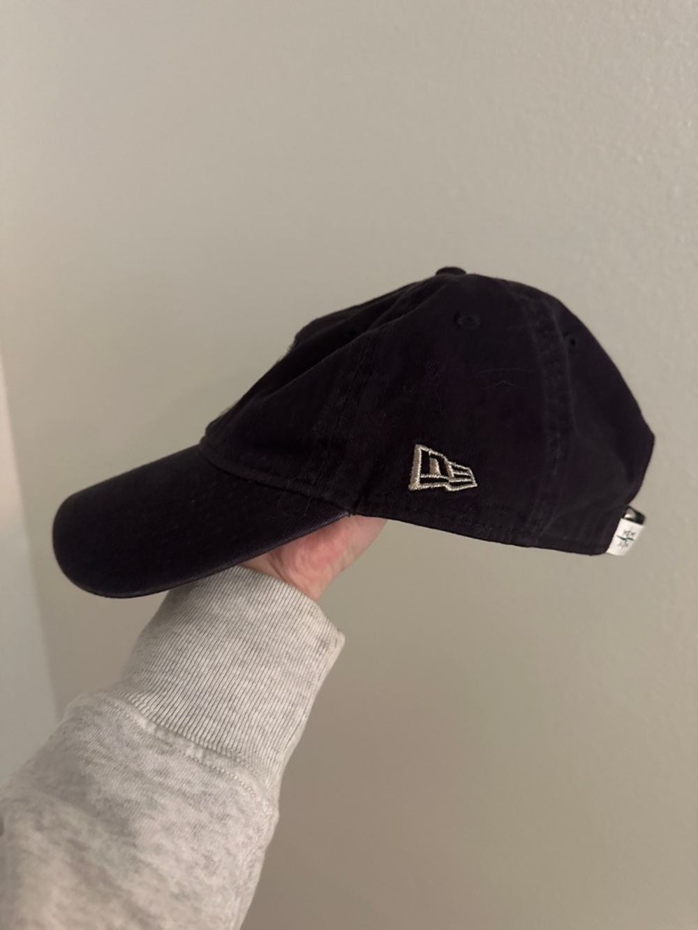 Seattle Mariners Baseball Hat - Picture 2 of 3